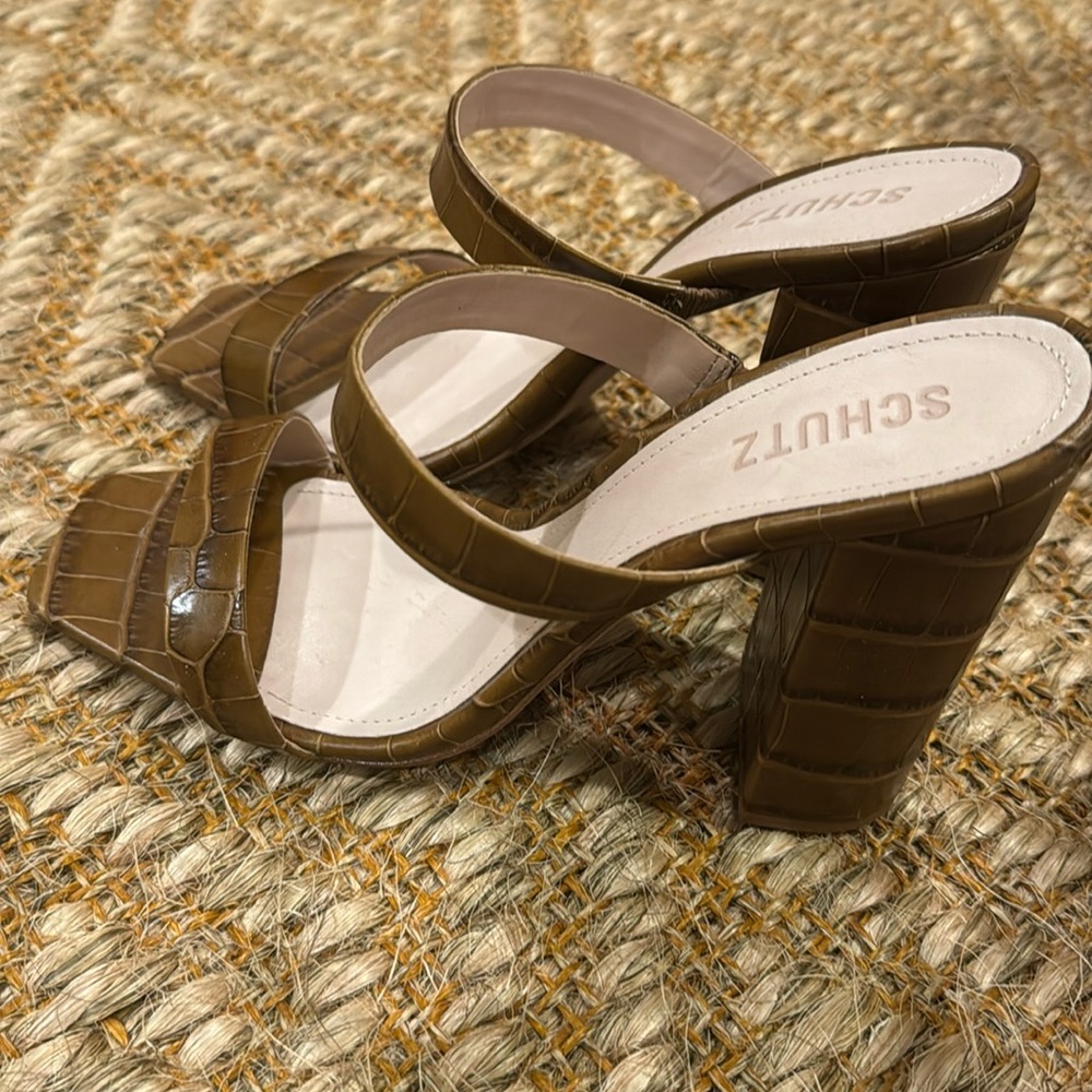 Schutz Heels 10B